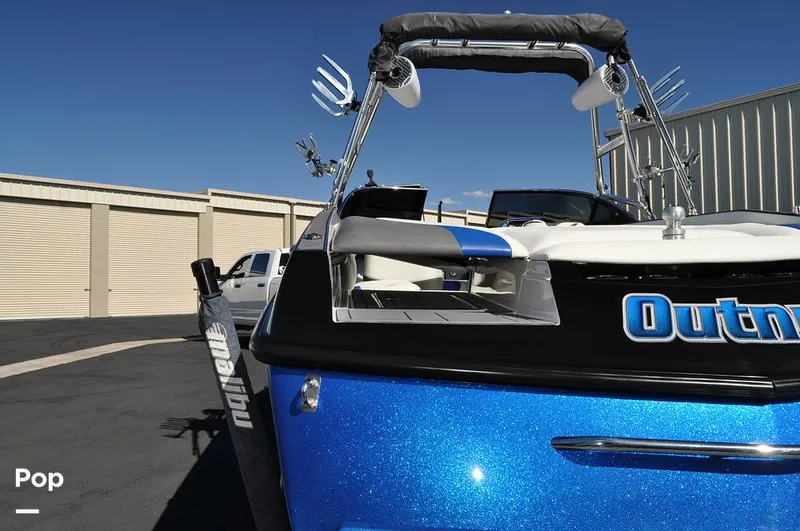 Slide: The Image of Malibu Sunscape 25 LSV 2004 - 15961207