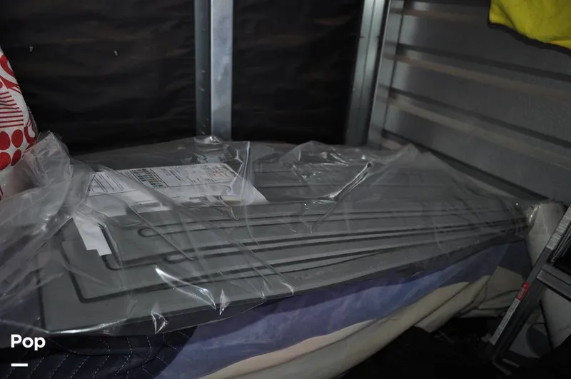 Slide: The Image of Malibu Sunscape 25 LSV 2004 - 15961109