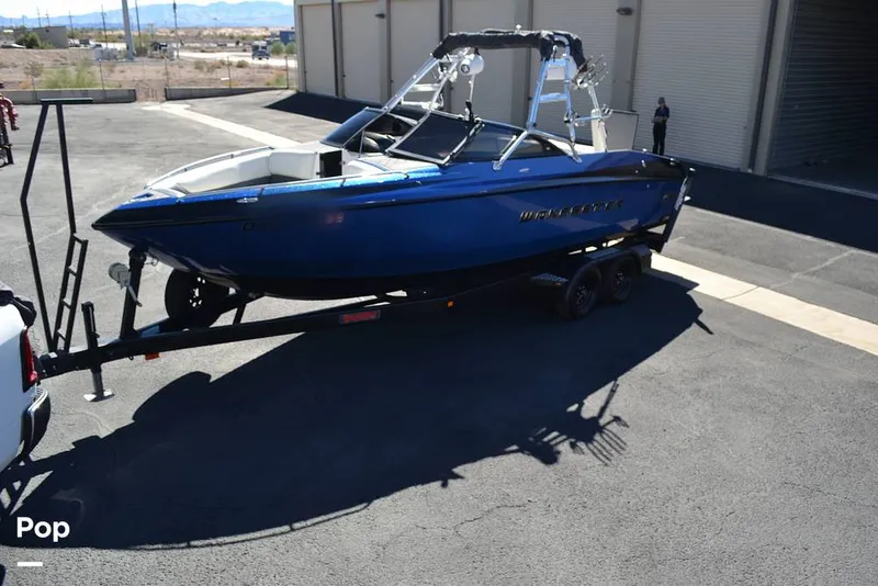 Slide: The Image of Malibu Sunscape 25 LSV 2004 - 15961220