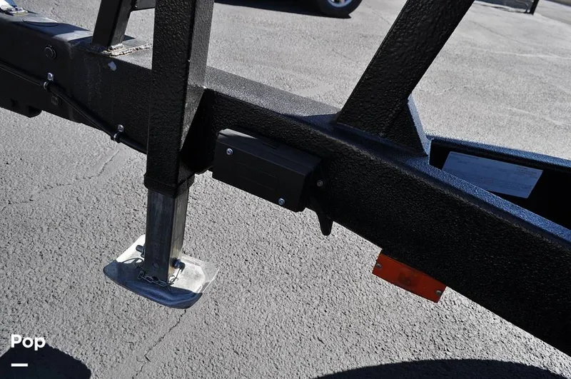 Slide: The Image of Malibu Sunscape 25 LSV 2004 - 15961117