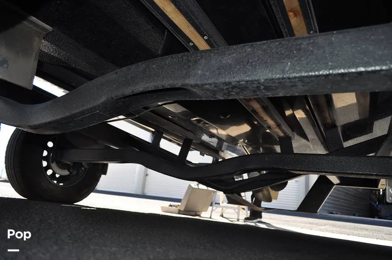 Slide: The Image of Malibu Sunscape 25 LSV 2004 - 15961121