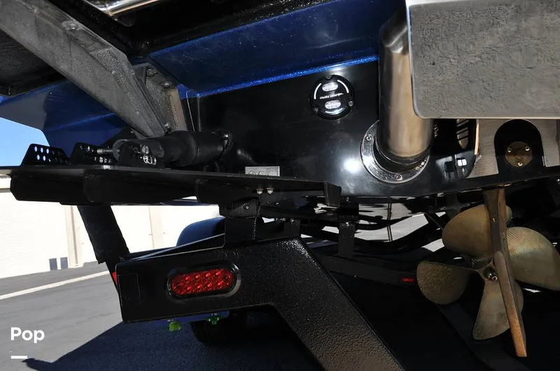 Slide: The Image of Malibu Sunscape 25 LSV 2004 - 15961132