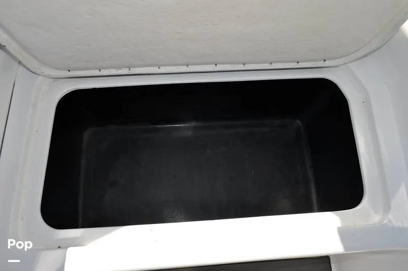 Slide: The Image of Malibu Sunscape 25 LSV 2004 - 15961147