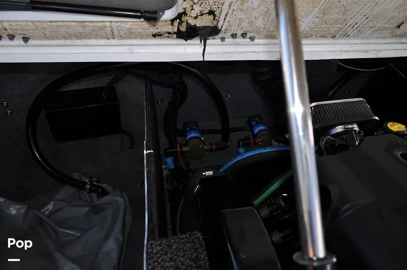 Slide: The Image of Malibu Sunscape 25 LSV 2004 - 15961157