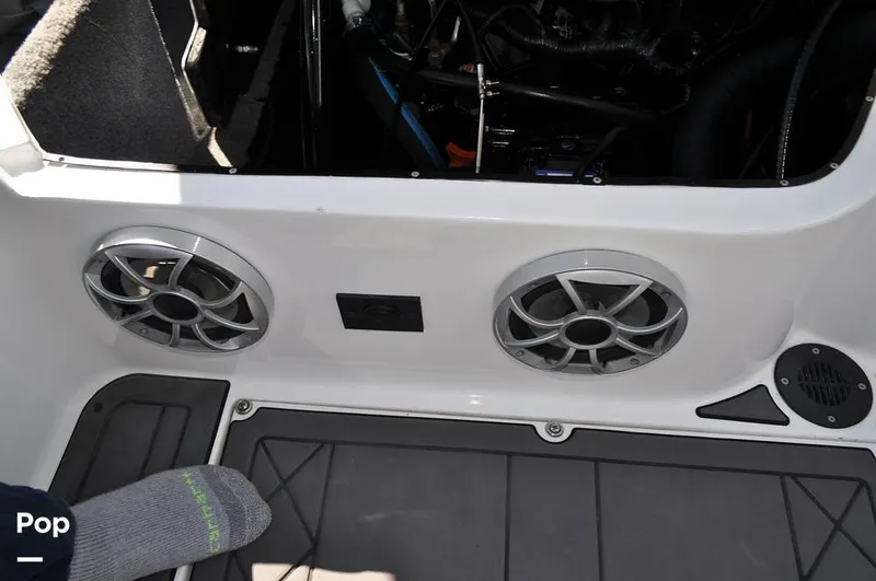 Slide: The Image of Malibu Sunscape 25 LSV 2004 - 15961159