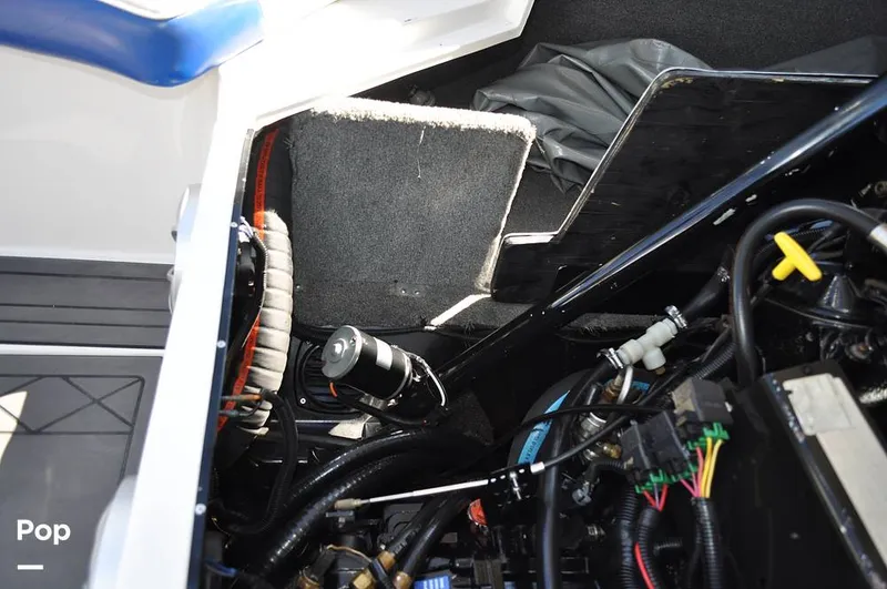 Slide: The Image of Malibu Sunscape 25 LSV 2004 - 15961162