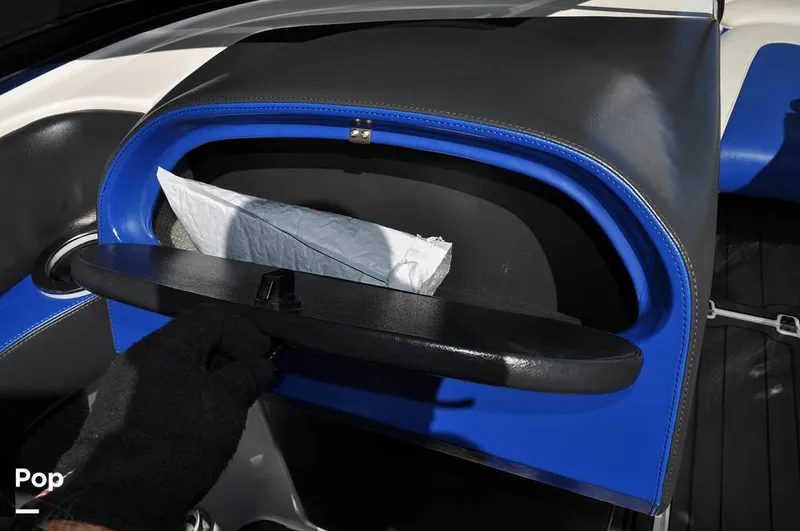 Slide: The Image of Malibu Sunscape 25 LSV 2004 - 15961173