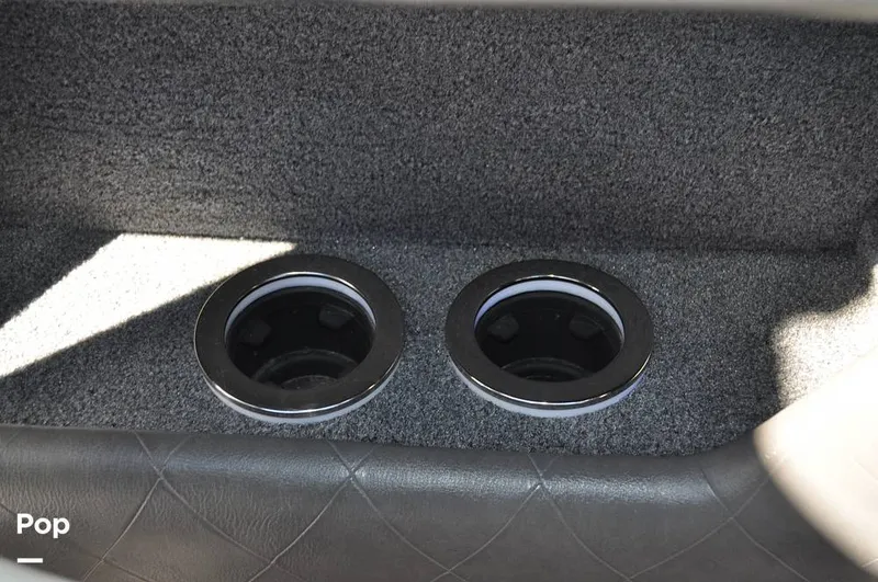 Slide: The Image of Malibu Sunscape 25 LSV 2004 - 15961174