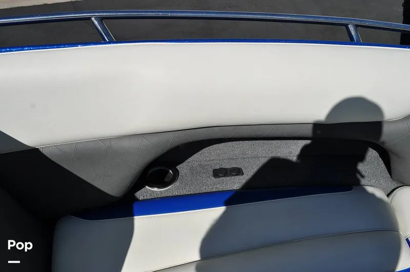 Slide: The Image of Malibu Sunscape 25 LSV 2004 - 15961181