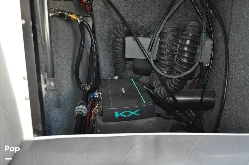 Slide: The Image of Malibu Sunscape 25 LSV 2004 - 15961182