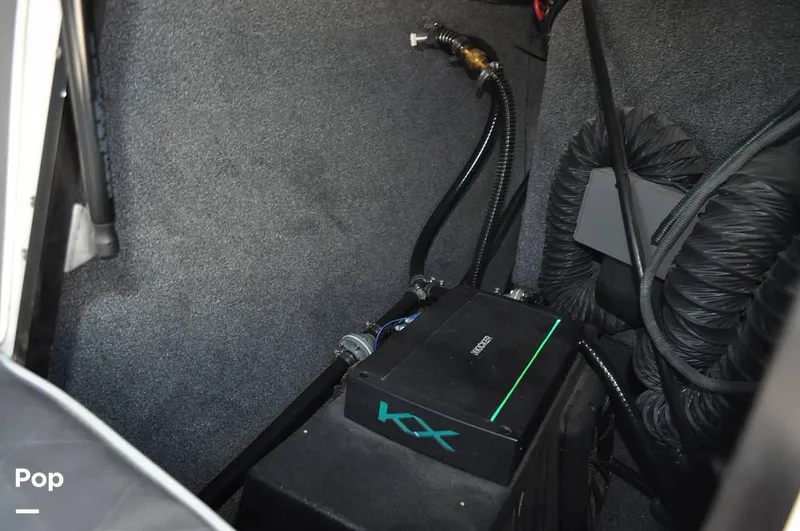 Slide: The Image of Malibu Sunscape 25 LSV 2004 - 15961183