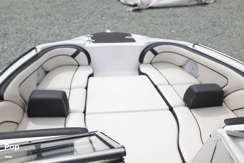 Slide: The Image of Yamaha AR240 HO 2013 - 16296026