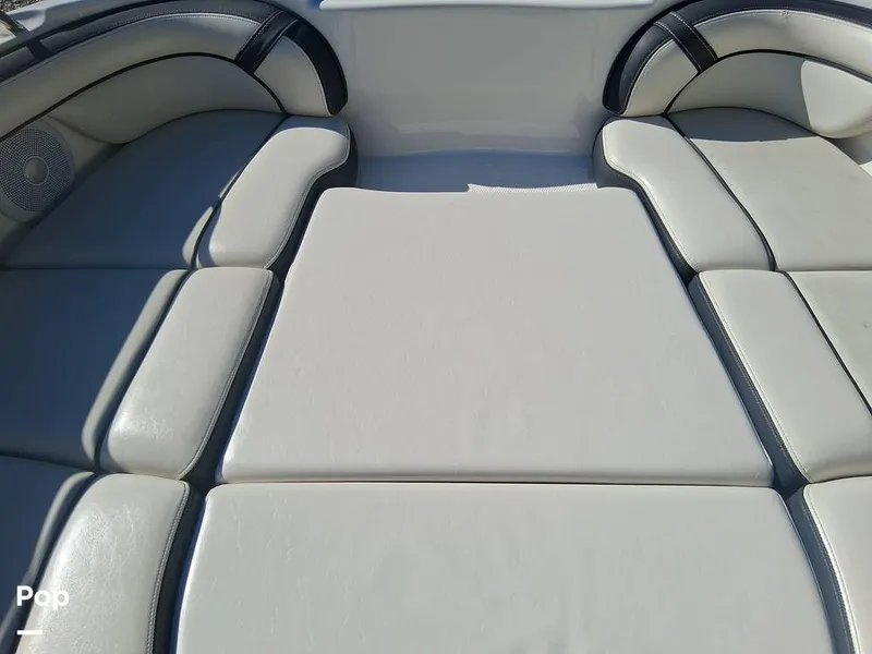 Slide: The Image of Yamaha AR240 HO 2013 - 16030613