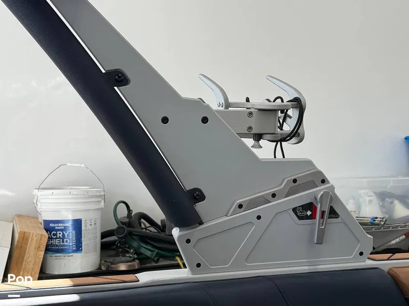 Slide: The Image of Malibu 26 LSV 2023 - 15952504