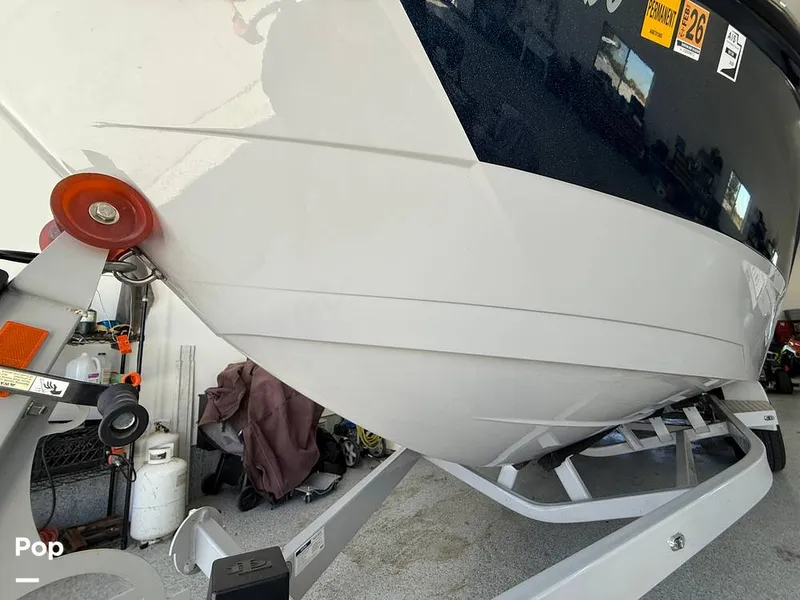 Slide: The Image of Malibu 26 LSV 2023 - 15952724