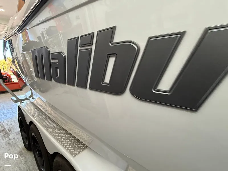 Slide: The Image of Malibu 26 LSV 2023 - 15952729