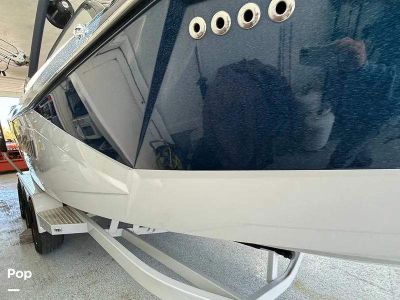 Slide: The Image of Malibu 26 LSV 2023 - 15952732