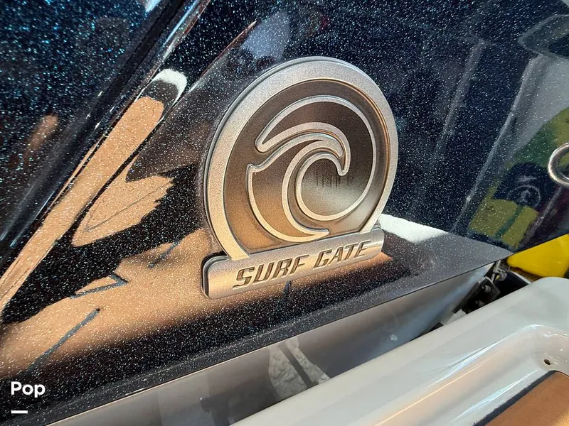 Slide: The Image of Malibu 26 LSV 2023 - 15952740