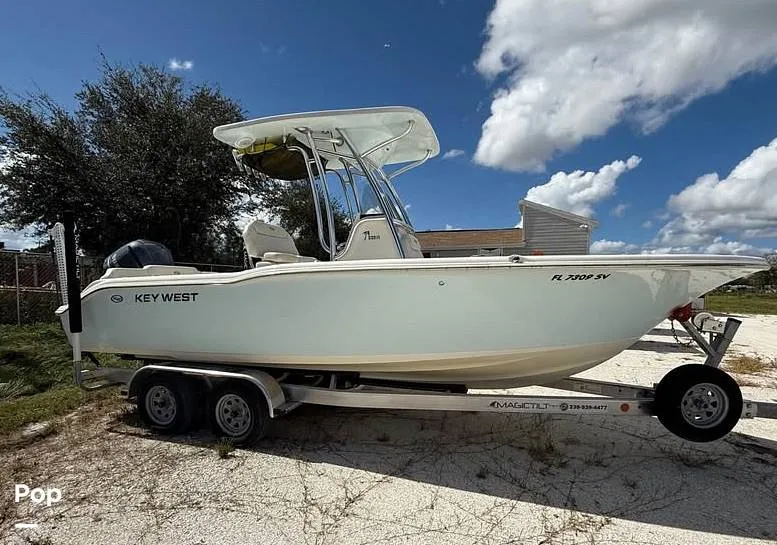 Slide: The Image of Key West 239FS 2021 - 15946905