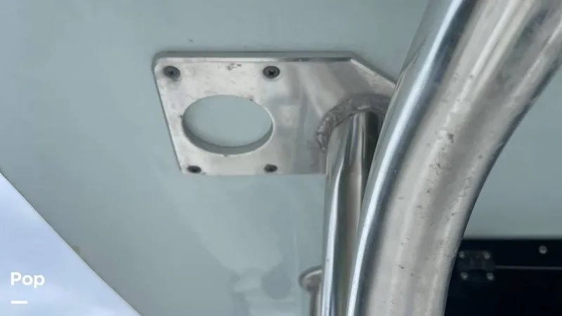 Slide: The Image of Outrigger Bracing - 15946913