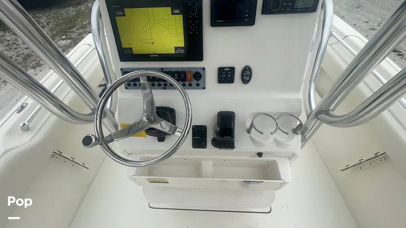 Slide: The Image of GPS/ Fishfinder/ Plotter - 15946918