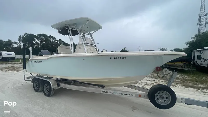 Slide: The Image of Key West 239FS 2021 - 15946932