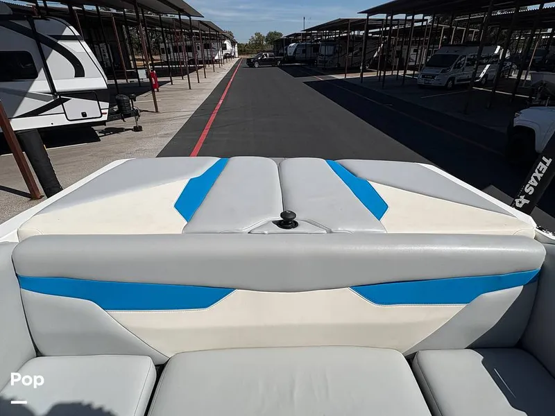 Slide: The Image of Axis A22 2022 - 15978131