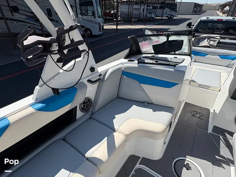 Slide: The Image of Wakeboard Rack - 15978138