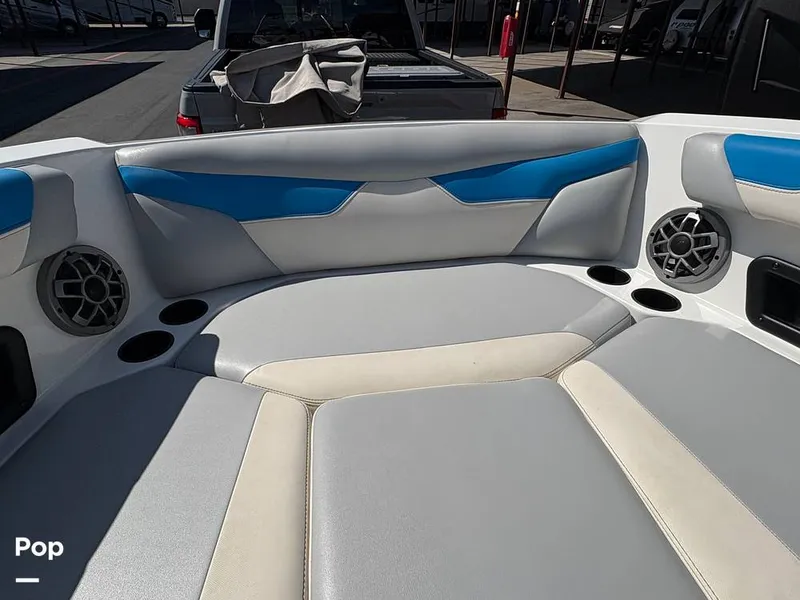 Slide: The Image of Axis A22 2022 - 15978158