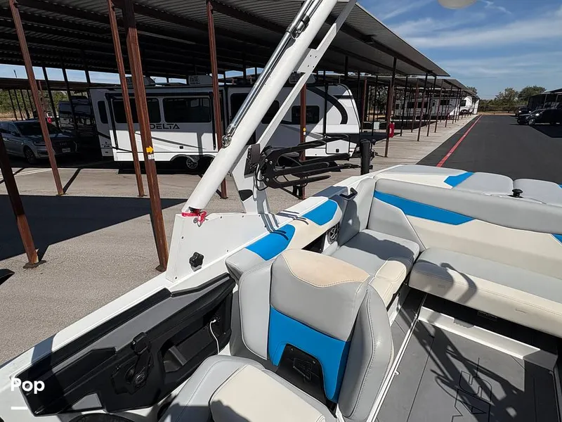 Slide: The Image of Wakeboard Tower - 15978169