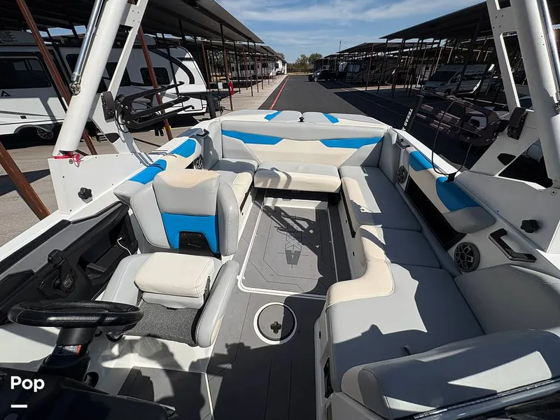 Slide: The Image of Axis A22 2022 - 15978176