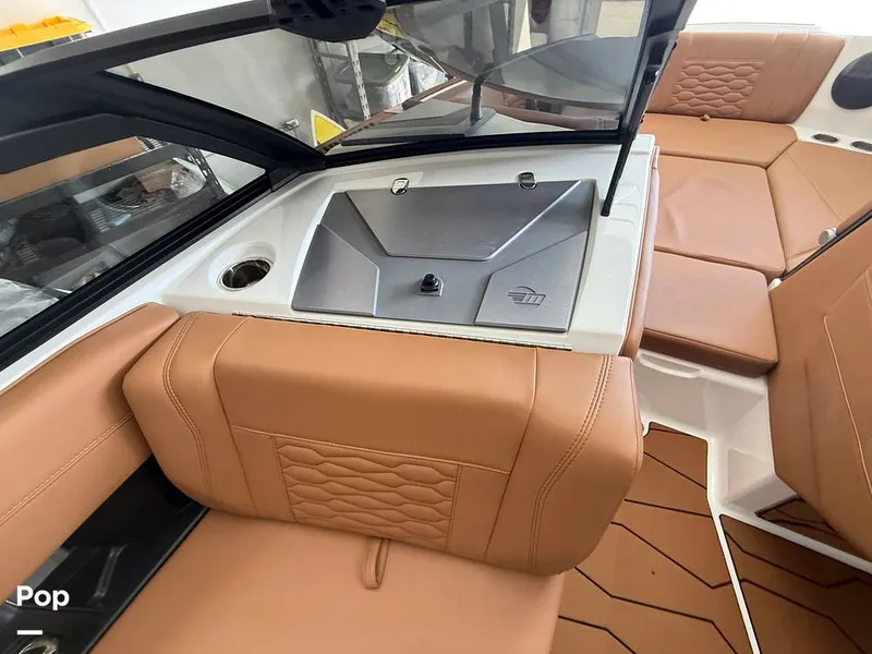 Slide: The Image of Malibu Wakesetter 24 MXZ 2025 - 16049664