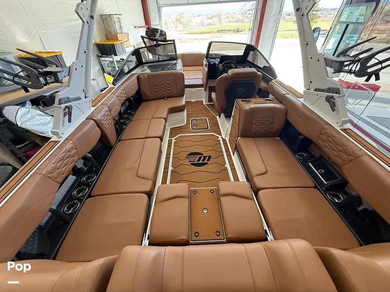 Slide: The Image of Malibu Wakesetter 24 MXZ 2025 - 16049646