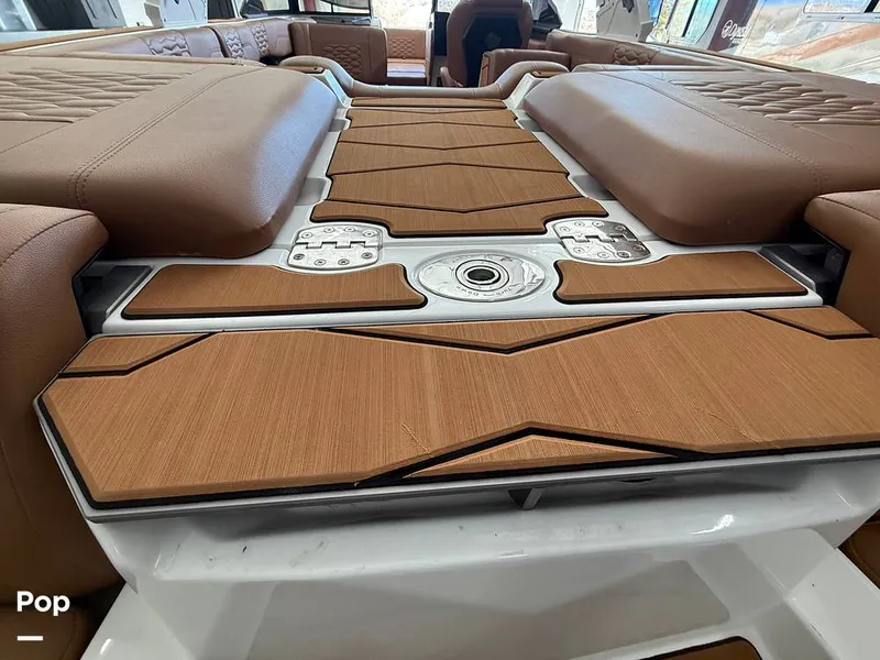 Slide: The Image of Malibu Wakesetter 24 MXZ 2025 - 16049674