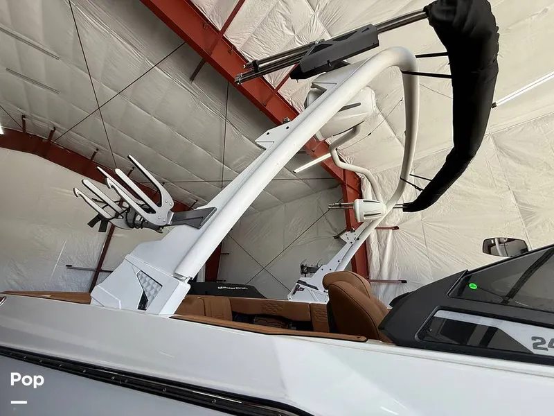 Slide: The Image of Malibu Wakesetter 24 MXZ 2025 - 16049677