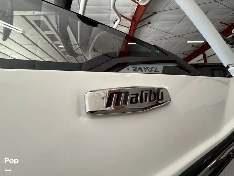 Slide: The Image of Malibu Wakesetter 24 MXZ 2025 - 16049684