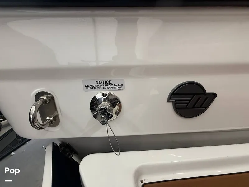 Slide: The Image of Malibu Wakesetter 24 MXZ 2025 - 16049888