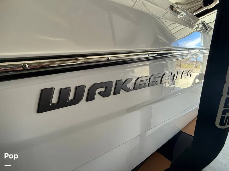 Slide: The Image of Malibu Wakesetter 24 MXZ 2025 - 16049902