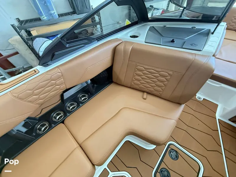 Slide: The Image of Malibu Wakesetter 24 MXZ 2025 - 16049945