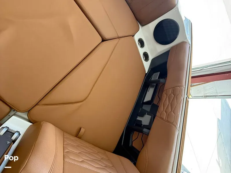 Slide: The Image of Malibu Wakesetter 24 MXZ 2025 - 16049960