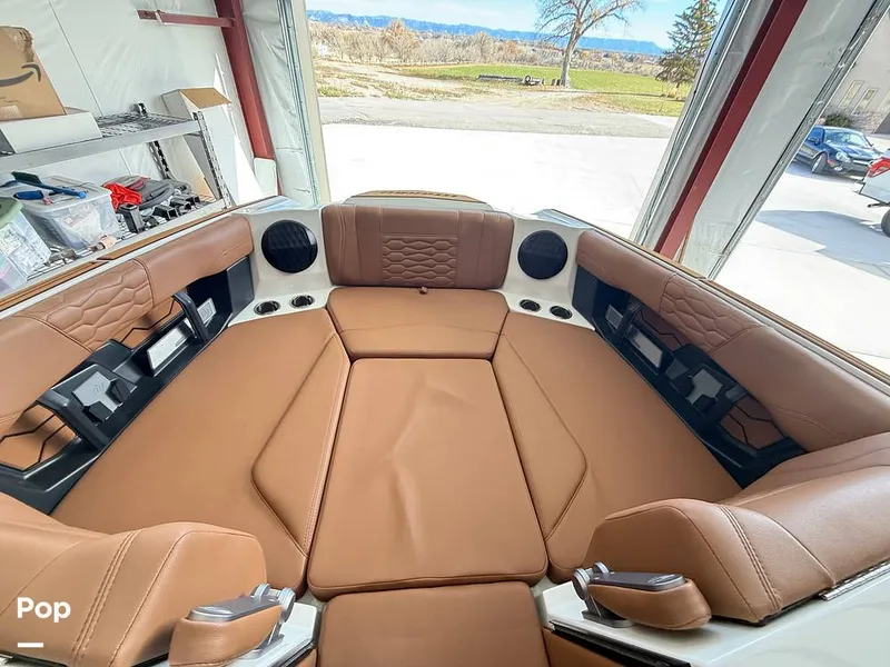 Slide: The Image of Malibu Wakesetter 24 MXZ 2025 - 16049964