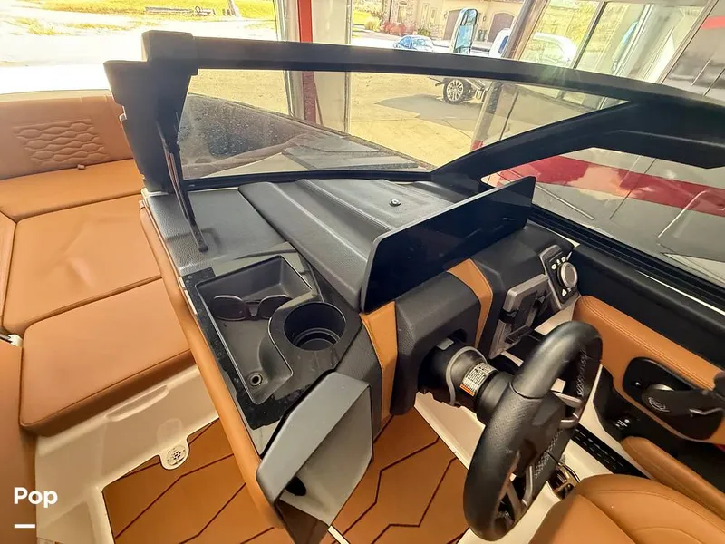 Slide: The Image of Malibu Wakesetter 24 MXZ 2025 - 16049655