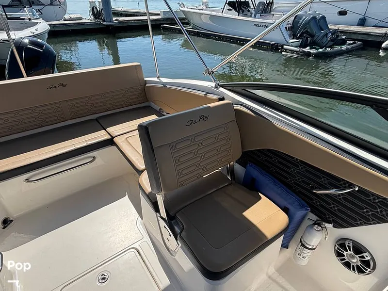 Slide: The Image of Sea Ray SPX 210 OB 2024 - 15907688