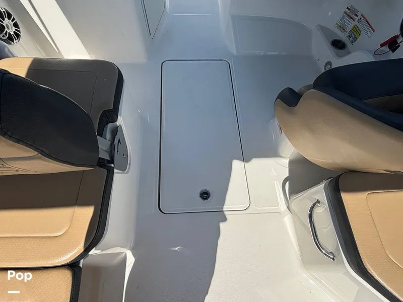 Slide: The Image of Sea Ray SPX 210 OB 2024 - 15907695