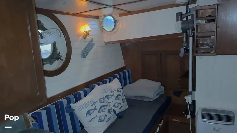 Slide: The Image of Chedabucto 41 1983 - 16002527