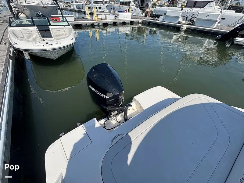 Slide: The Image of Sea Ray SPX 210 2025 - 15907646