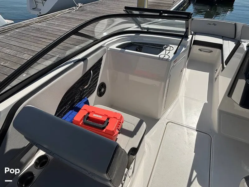 Slide: The Image of Sea Ray SPX 210 2025 - 15907412