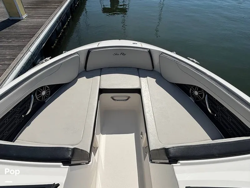 Slide: The Image of Sea Ray SPX 210 2025 - 15907414