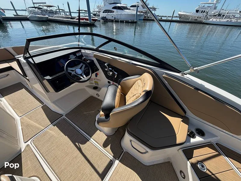 Slide: The Image of Sea Ray SPX 210 2025 - 15907372