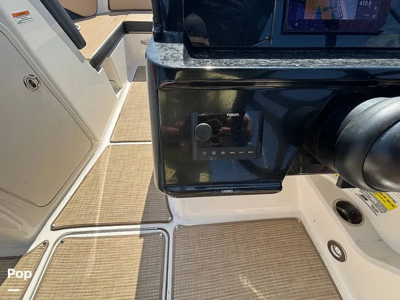 Slide: The Image of Sea Ray SPX 210 2025 - 15907376